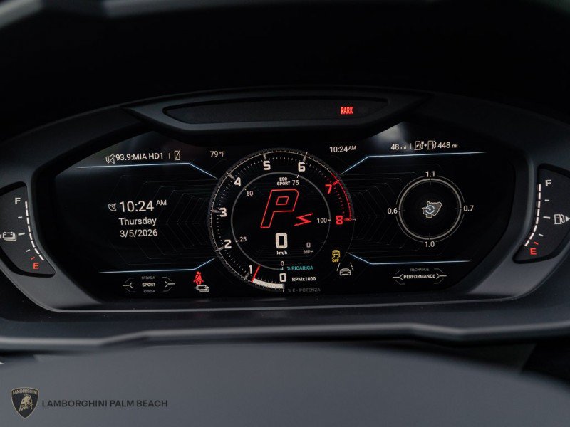 Used 2025 Lamborghini Urus SE AWD/4WD image 14