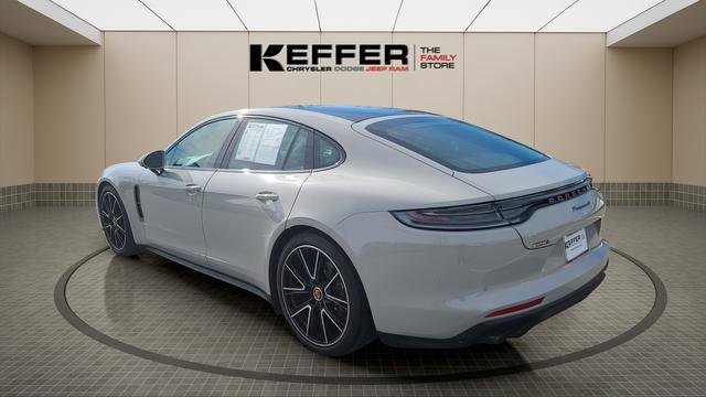 Used 2022 Porsche Panamera 4 Platinum Edition image 2