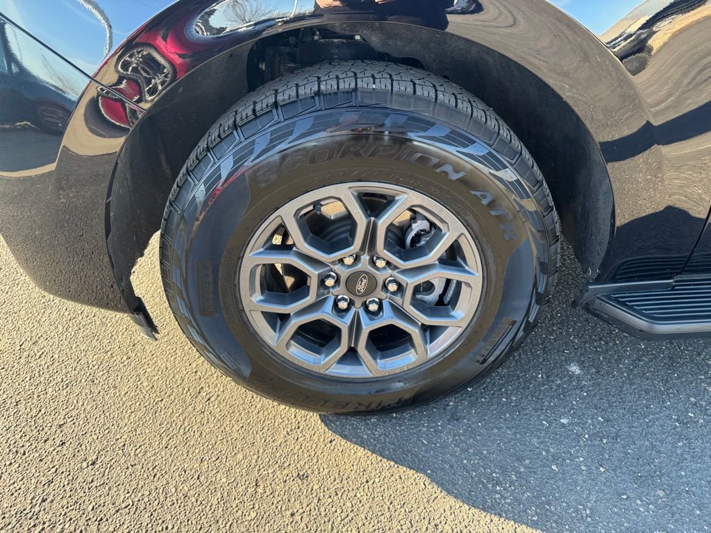 Certified 2025 Ford Expedition Active image 9