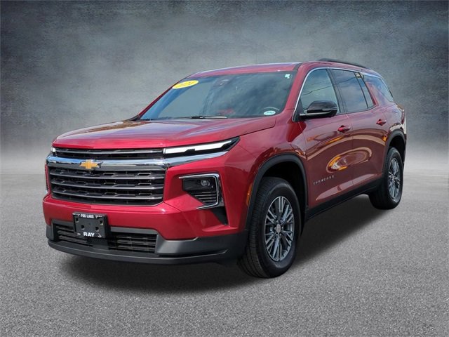 Certified 2024 Chevrolet Traverse LT w/ Trailering Package image 5