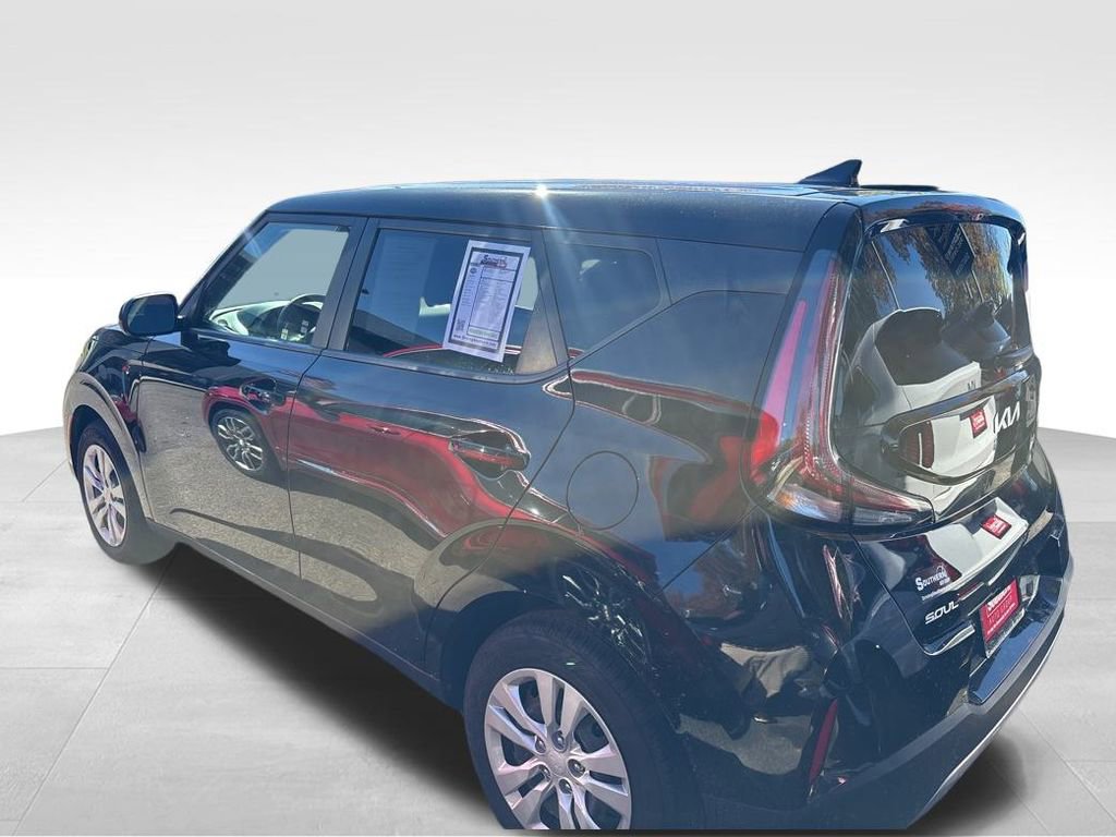 Certified 2024 Kia Soul LX image 12