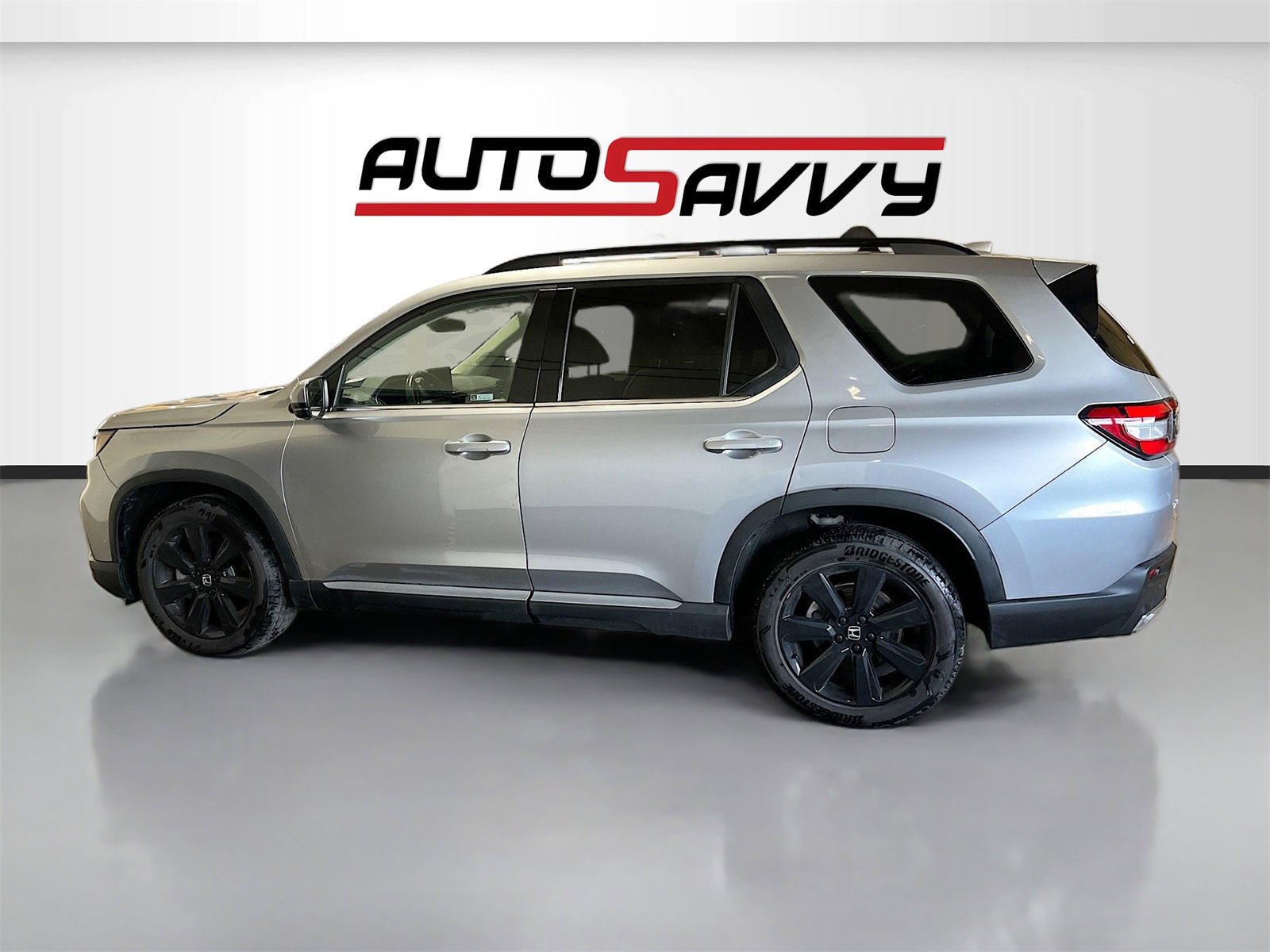 Used 2024 Honda Pilot Elite image 4