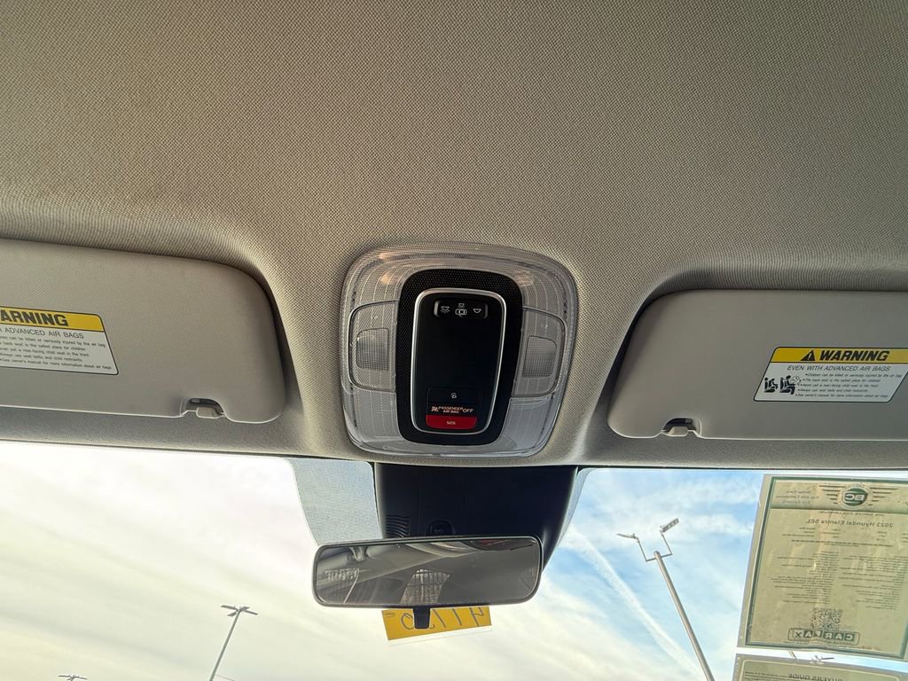 Used 2023 Hyundai Elantra SEL w/ Convenience Package image 30