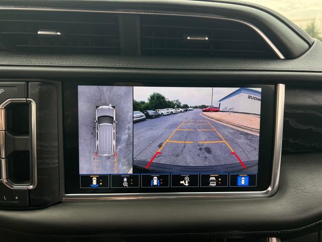 Used 2021 GMC Yukon Denali w/ Denali Premium Package RWD image 30