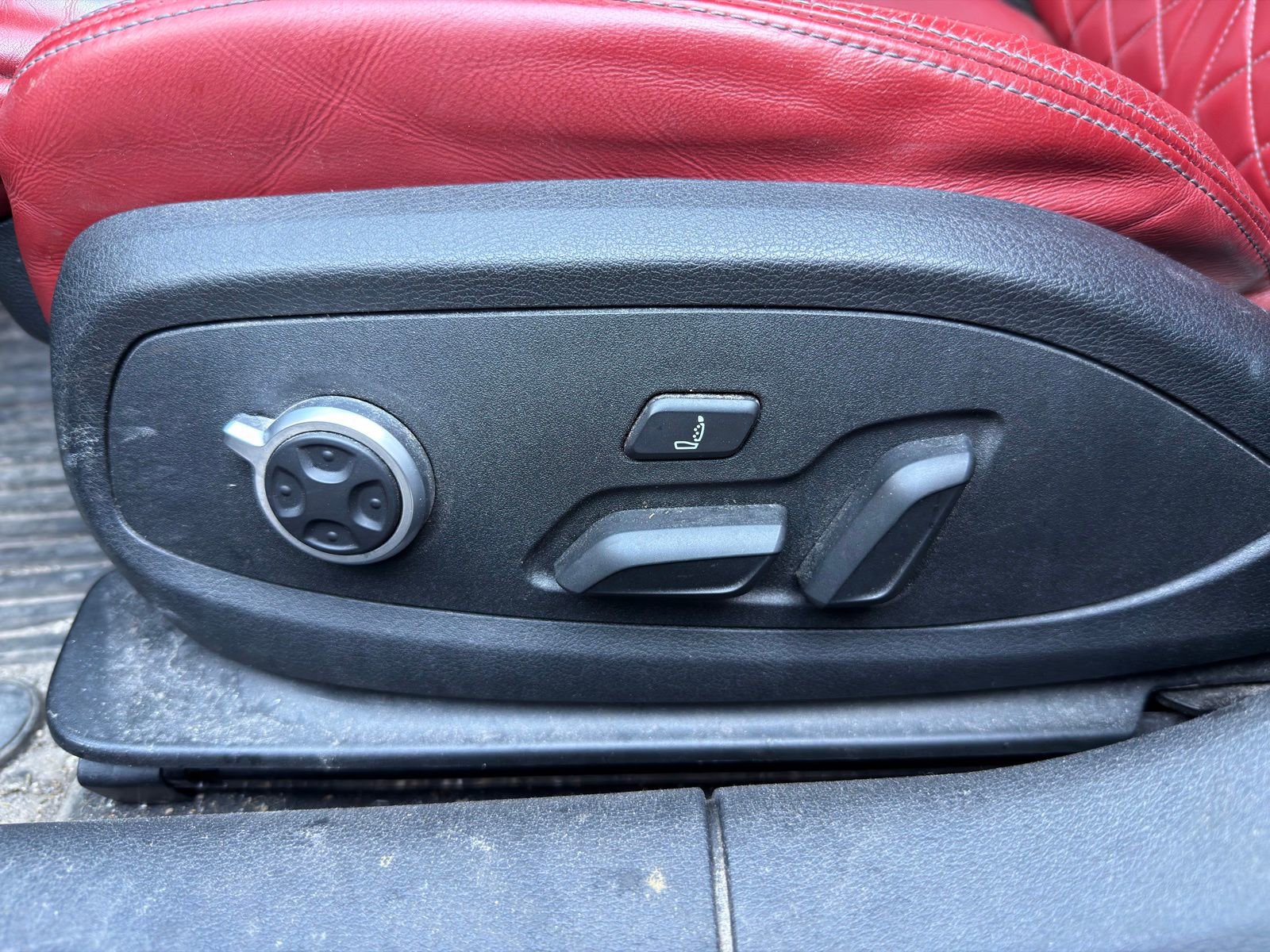 Used 2021 Audi S4 Premium Plus w/ Premium Plus Package image 8