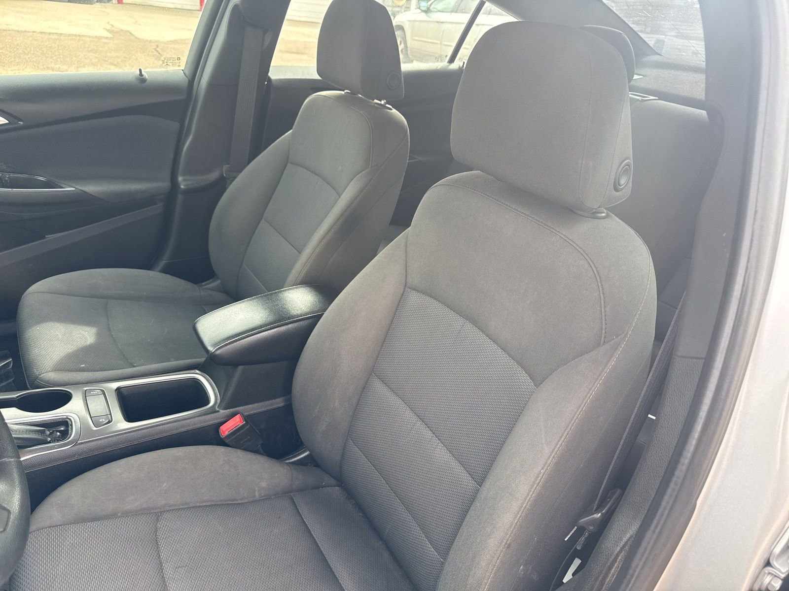 Used 2019 Chevrolet Cruze LS image 12