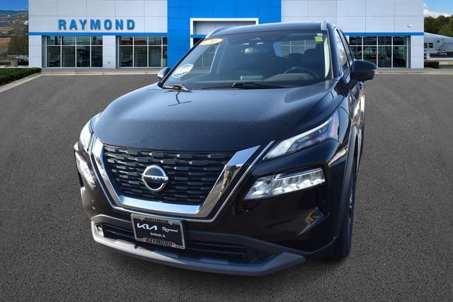 Used 2021 Nissan Rogue SV w/ Premium Package image 7