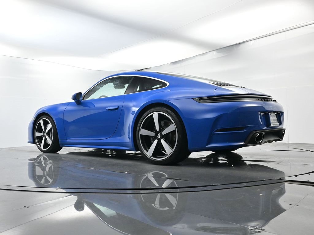 Used 2025 Porsche 911 Carrera image 45