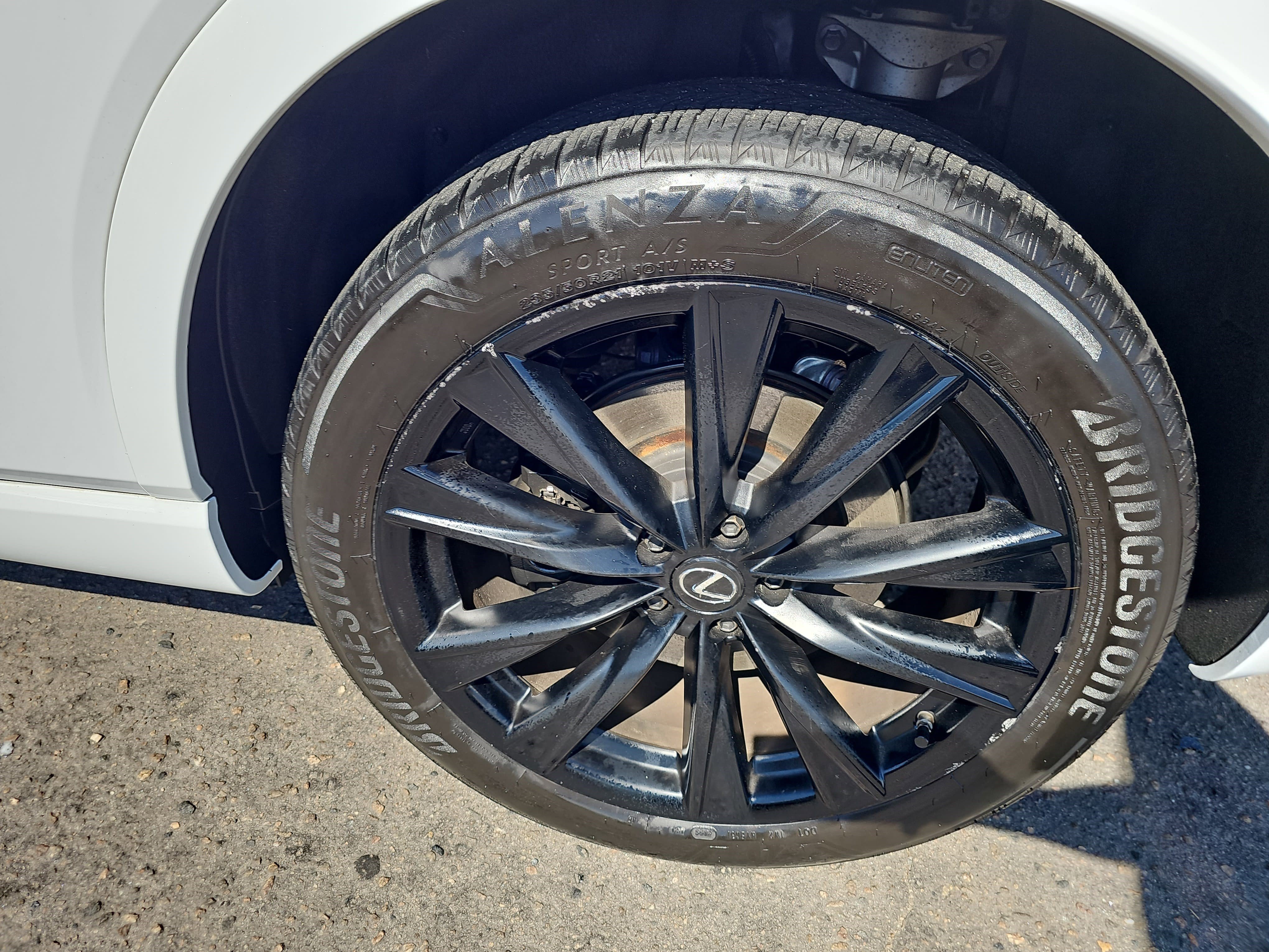 Used 2023 Lexus RX 500h F Sport w/ Accessory Package (Z1) image 35