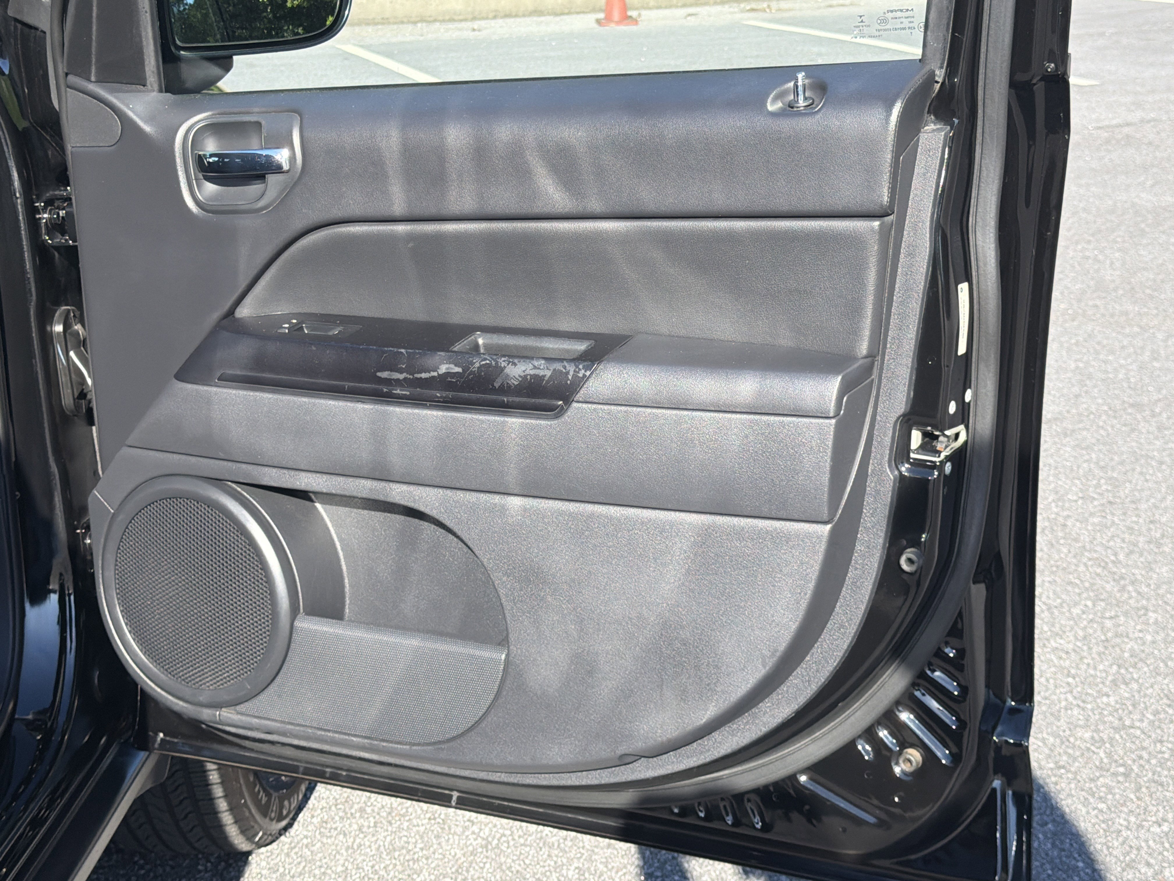 Used 2016 Jeep Compass Sport w/ Power Value Group FWD image 17
