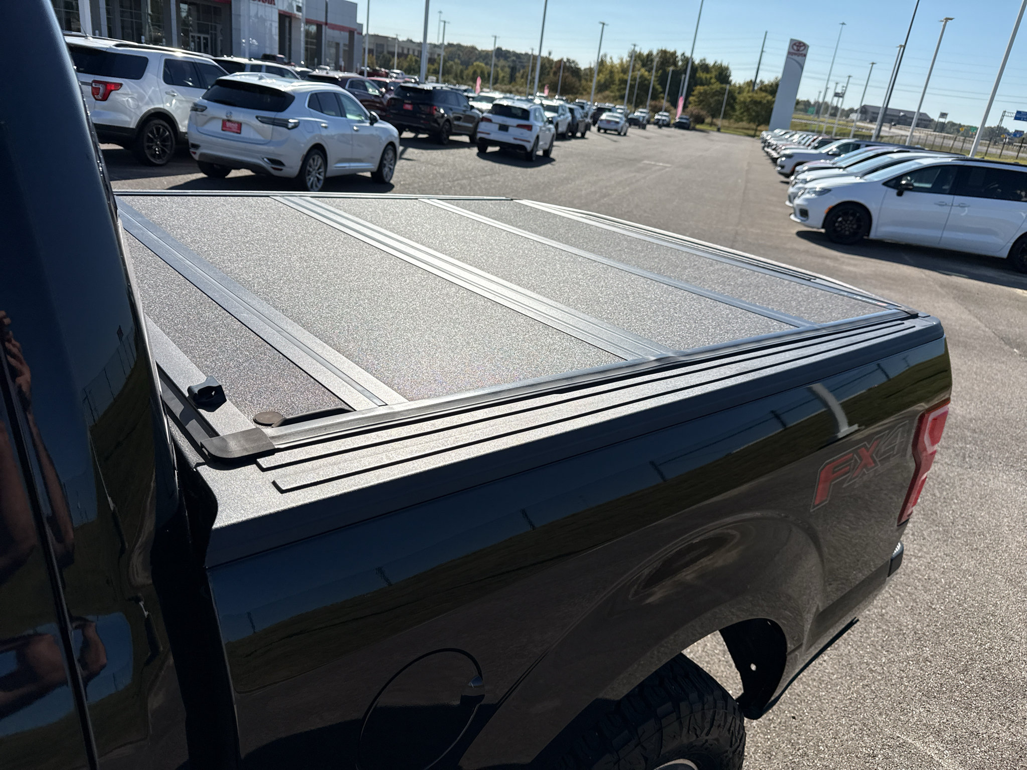 Used 2019 Ford F150 XLT w/ Equipment Group 302A Luxury AWD/4WD image 14