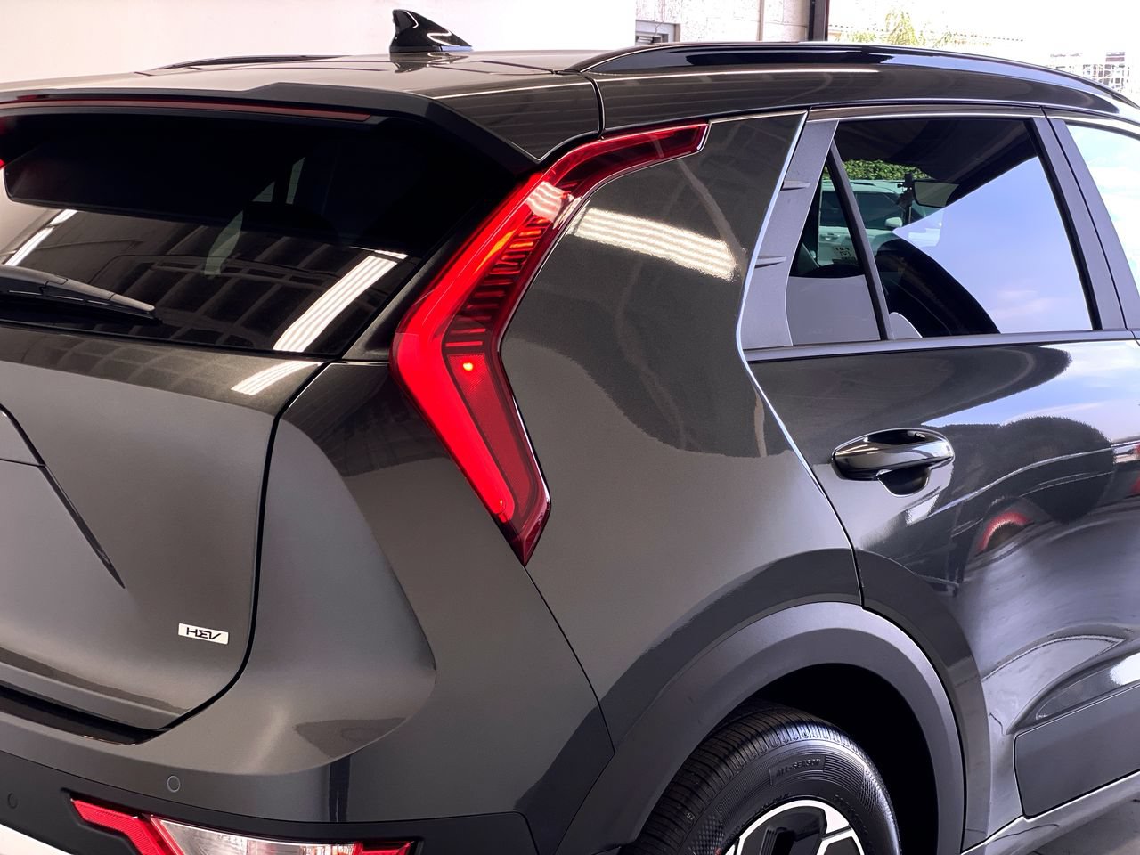 New 2026 Kia Niro EX w/ EX Premium Package FWD image 10