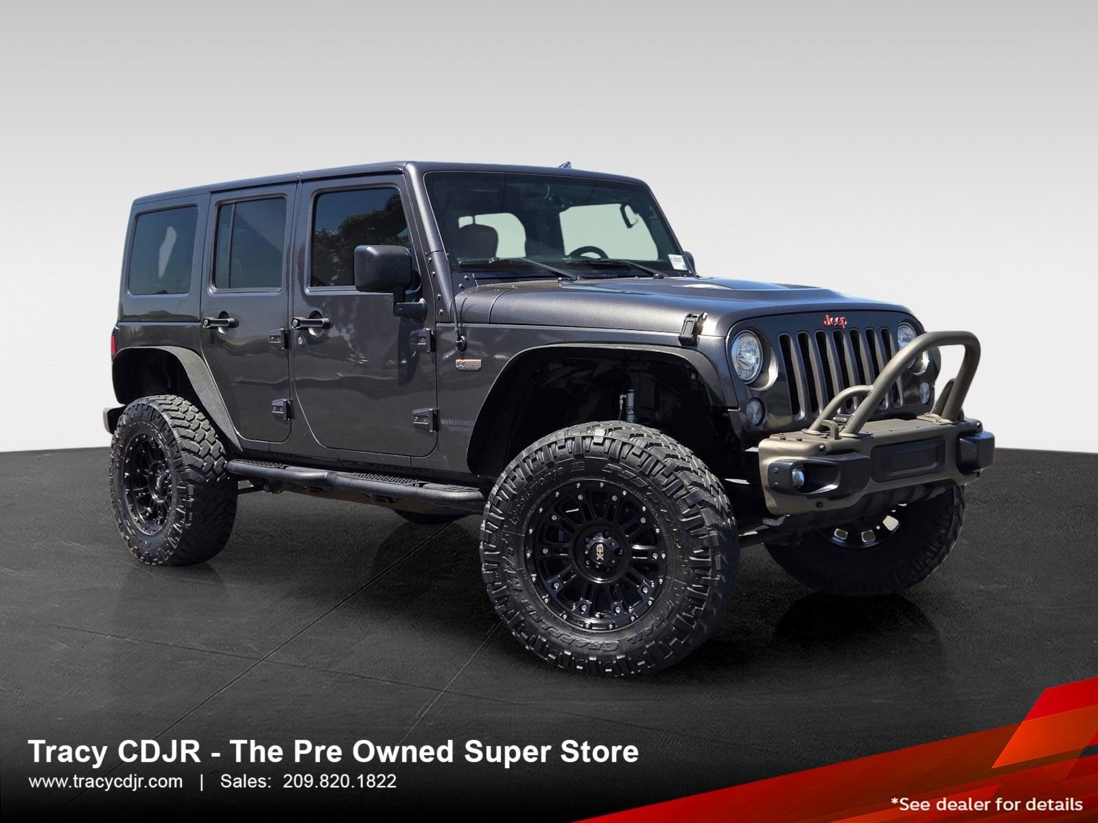 Used 2017 Jeep Wrangler Unlimited Sahara AWD/4WD image 1