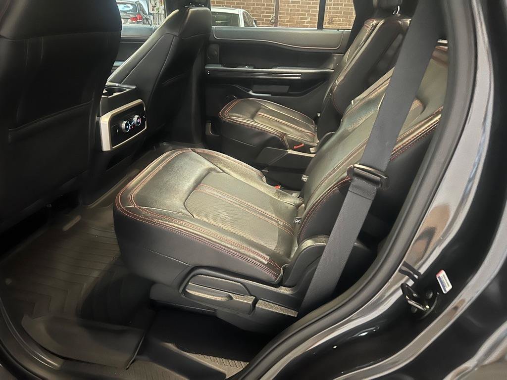 Used 2023 Ford Expedition Limited AWD/4WD image 21