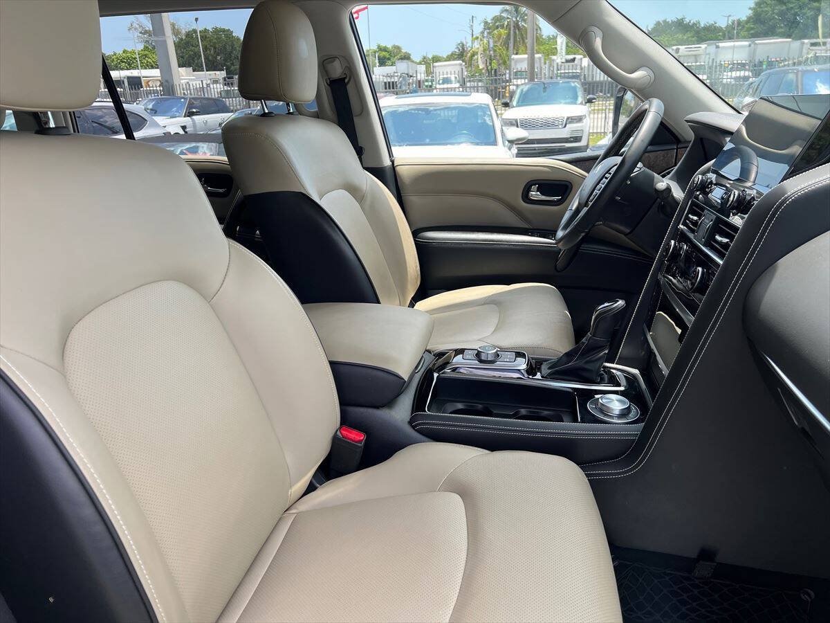 Used 2023 INFINITI QX80 Premium Select w/ All-Season Package AWD/4WD image 8