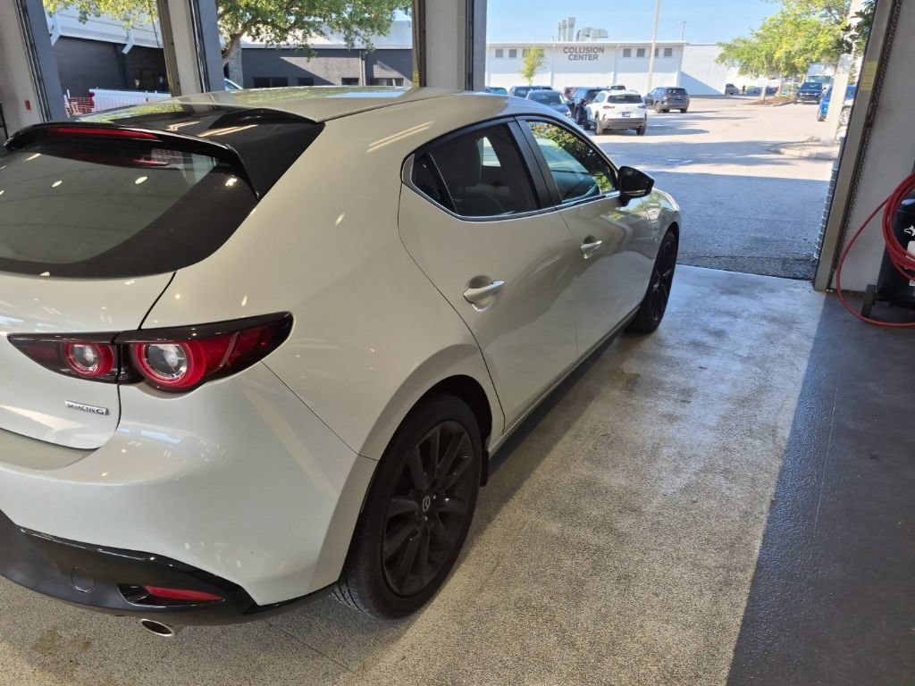 Used 2025 MAZDA MAZDA3 s Sport FWD image 9