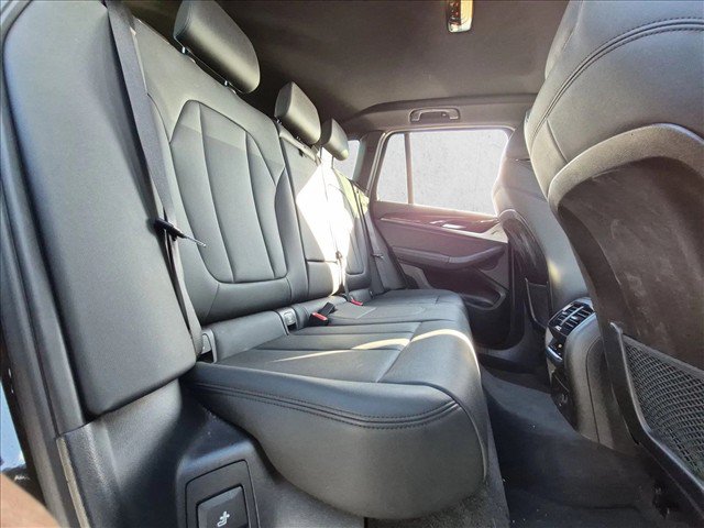 Used 2019 BMW X3 xDrive30i w/ Driving Assistance Package AWD/4WD image 18