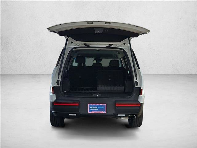 Used 2026 Hyundai Santa Fe SEL FWD image 6