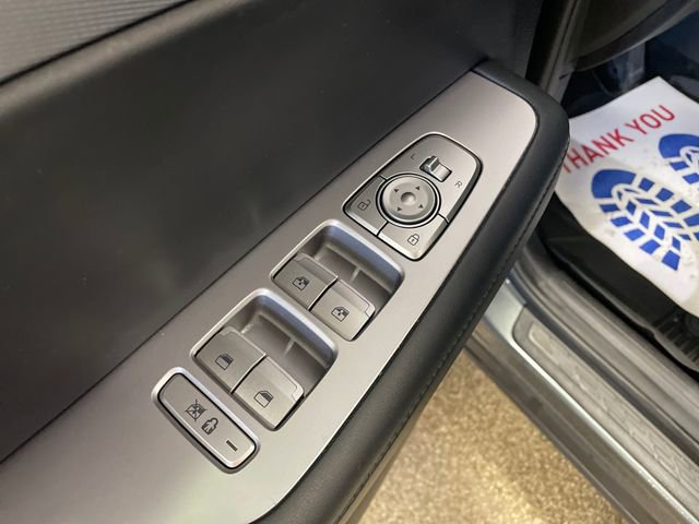 Used 2021 Hyundai Palisade SEL w/ Premium Package image 11