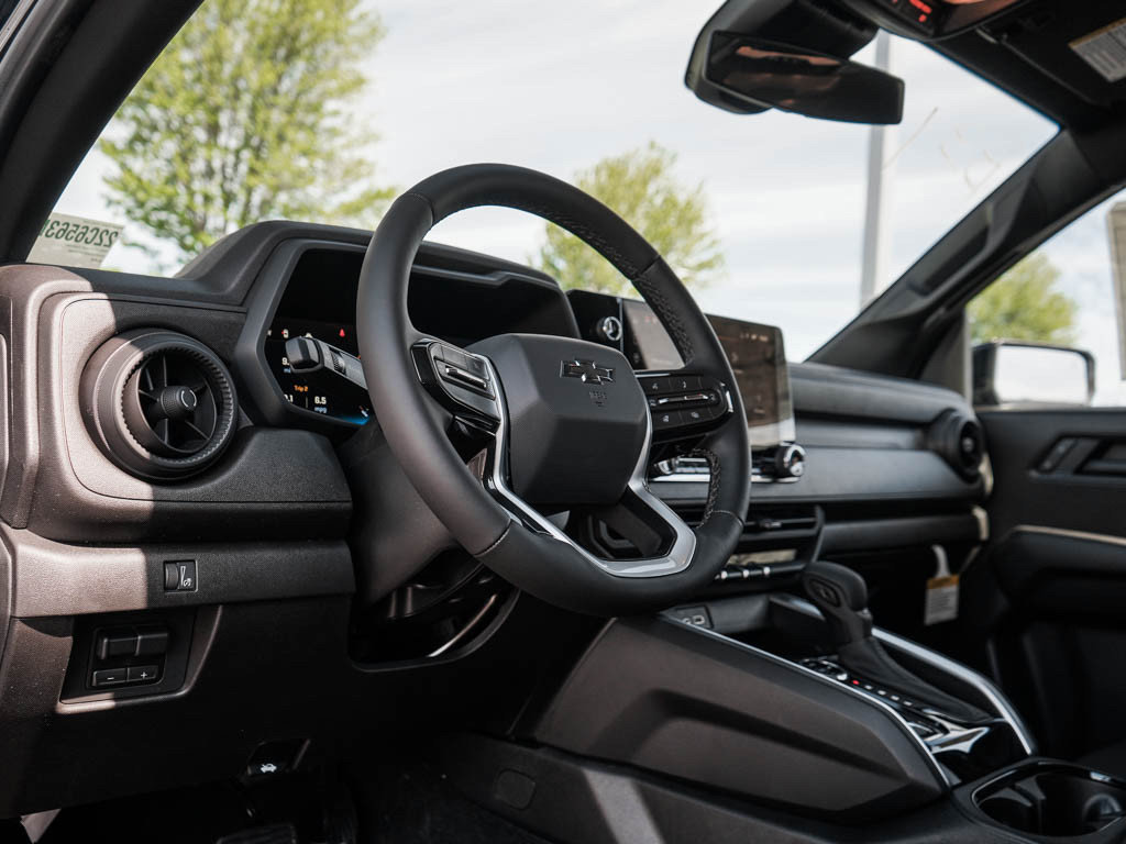New 2026 Chevrolet Colorado Trail Boss AWD/4WD image 17