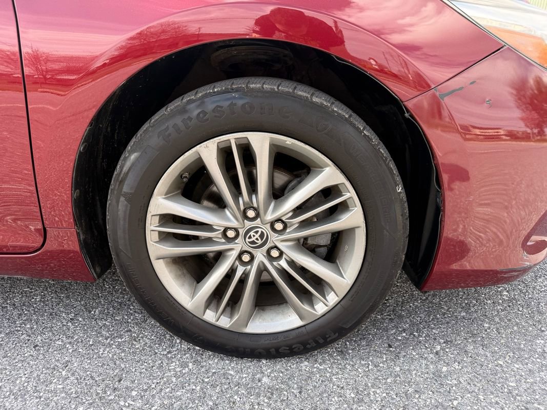 Used 2016 Toyota Camry SE image 28