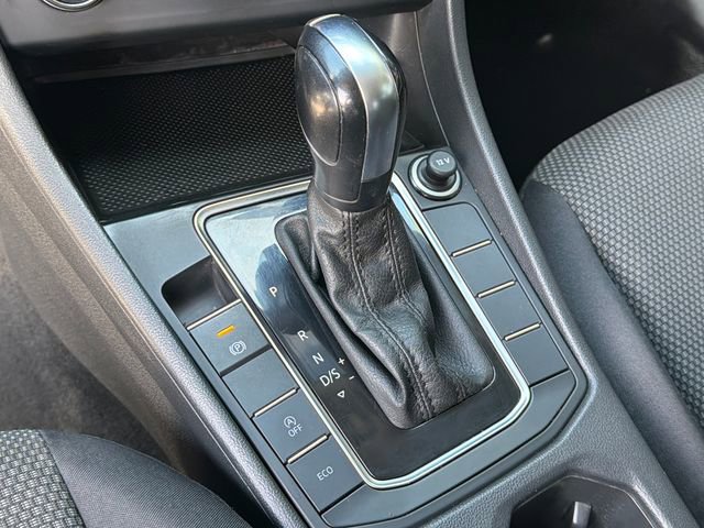 Used 2019 Volkswagen Jetta FWD image 31