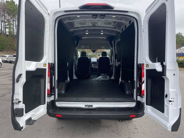 New 2026 Ford Transit 250 148 Medium Roof w/ Load Area Protection Package RWD image 10