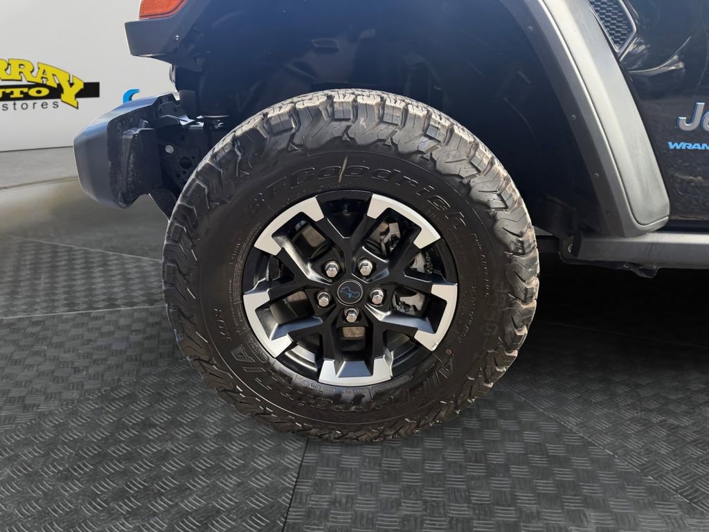 Used 2025 Jeep Wrangler Unlimited Rubicon 4xe w/ Safety Group image 14
