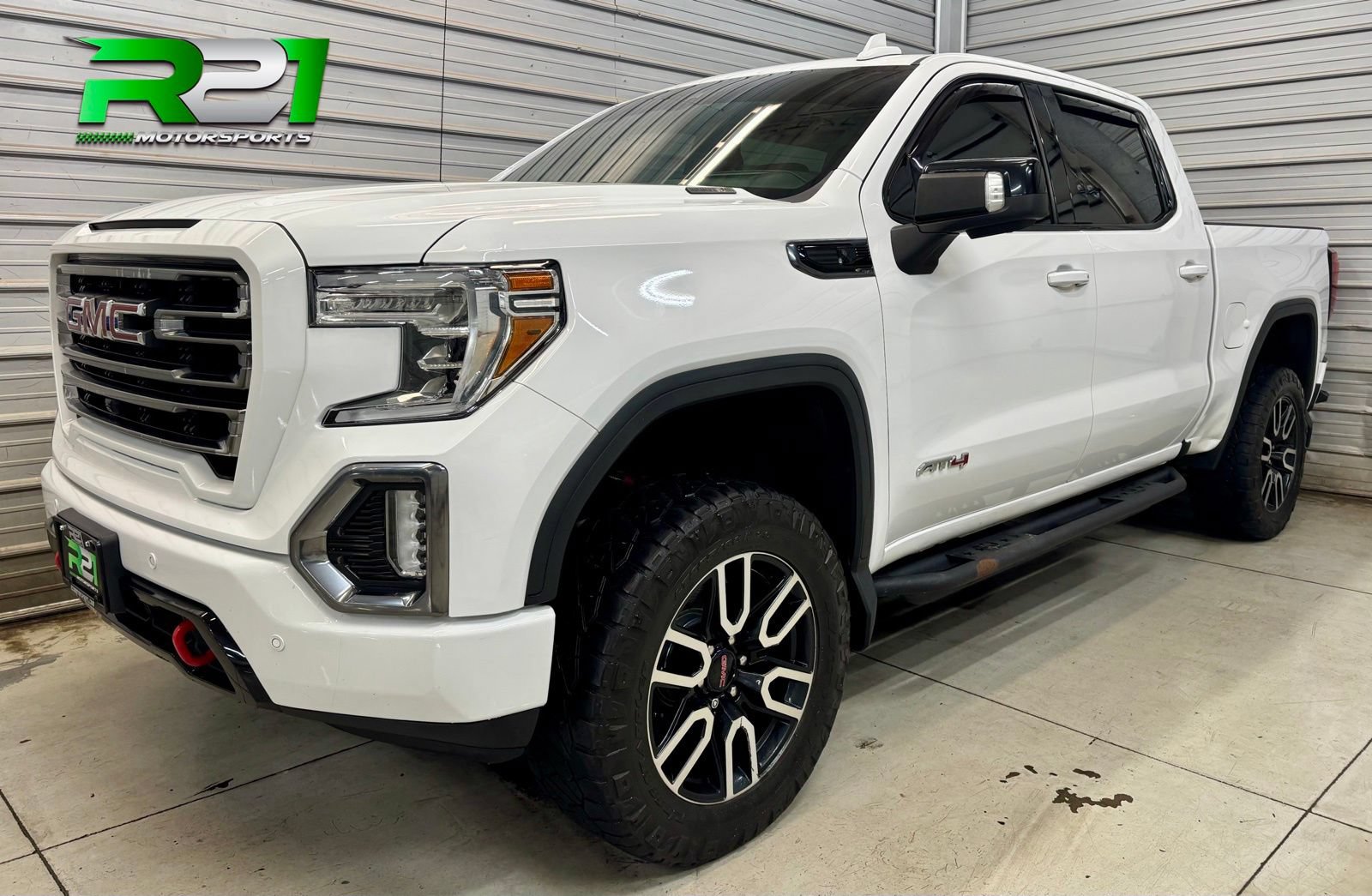 Used 2020 GMC Sierra 1500 AT4 w/ AT4 Premium Package AWD/4WD image 1