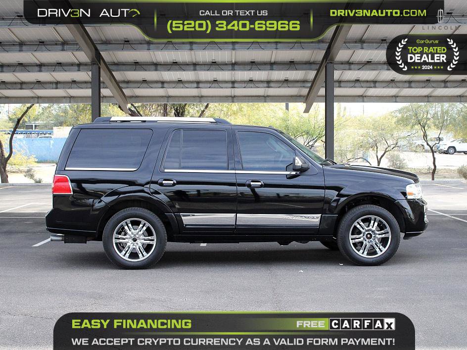 Used 2011 Lincoln Navigator image 8