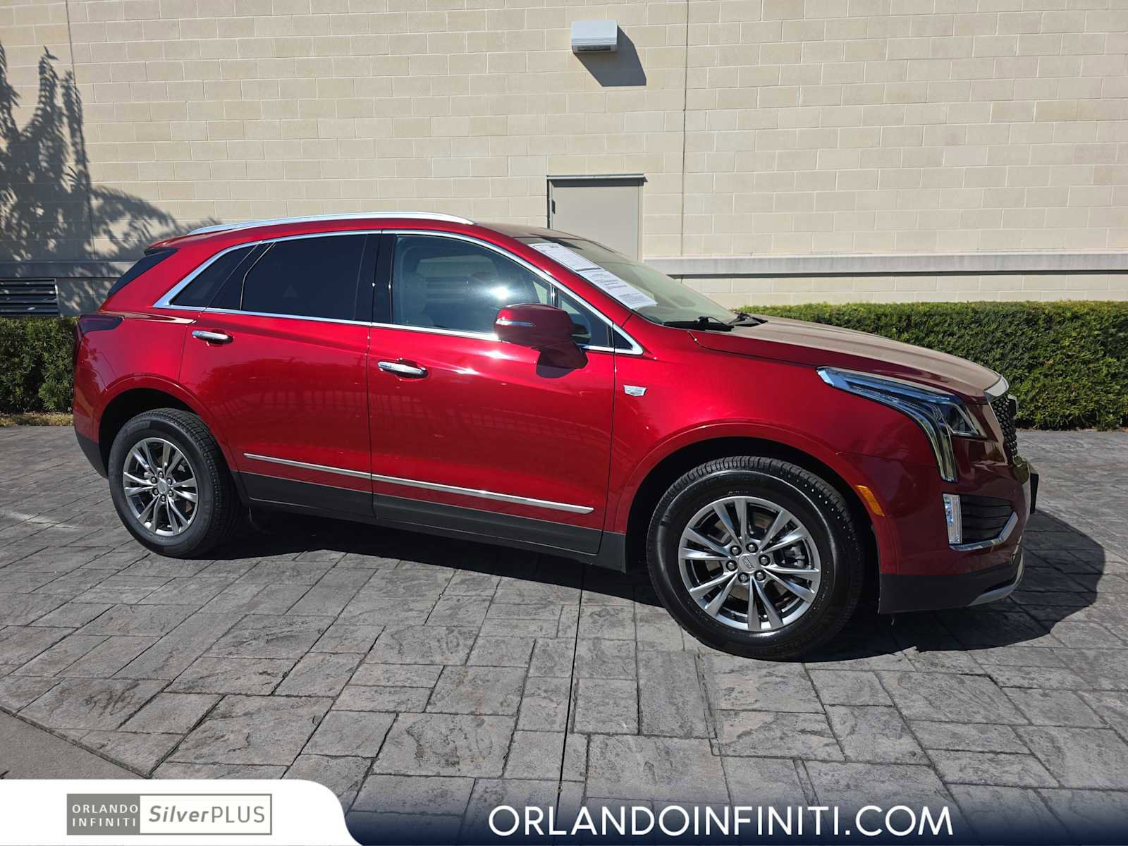 Used 2021 Cadillac XT5 Premium Luxury image 1