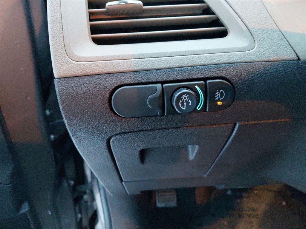 Used 2011 Chevrolet Malibu LTZ image 27