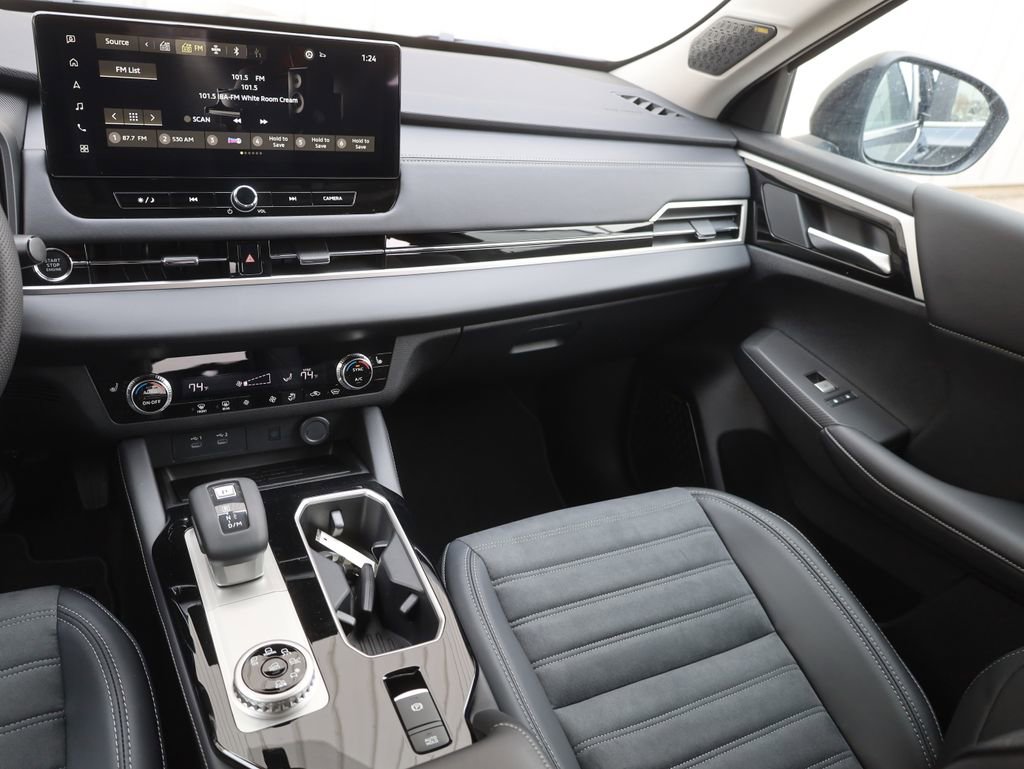 New 2025 Mitsubishi Outlander SE image 20