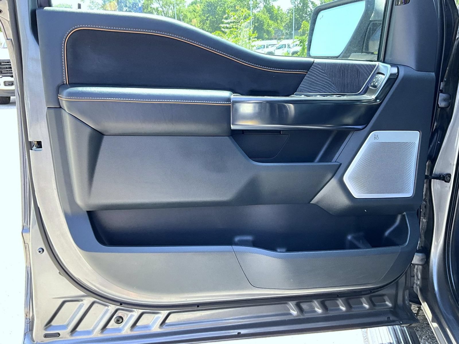 Used 2021 Ford F150 Platinum w/ Equipment Group 701A High AWD/4WD image 10