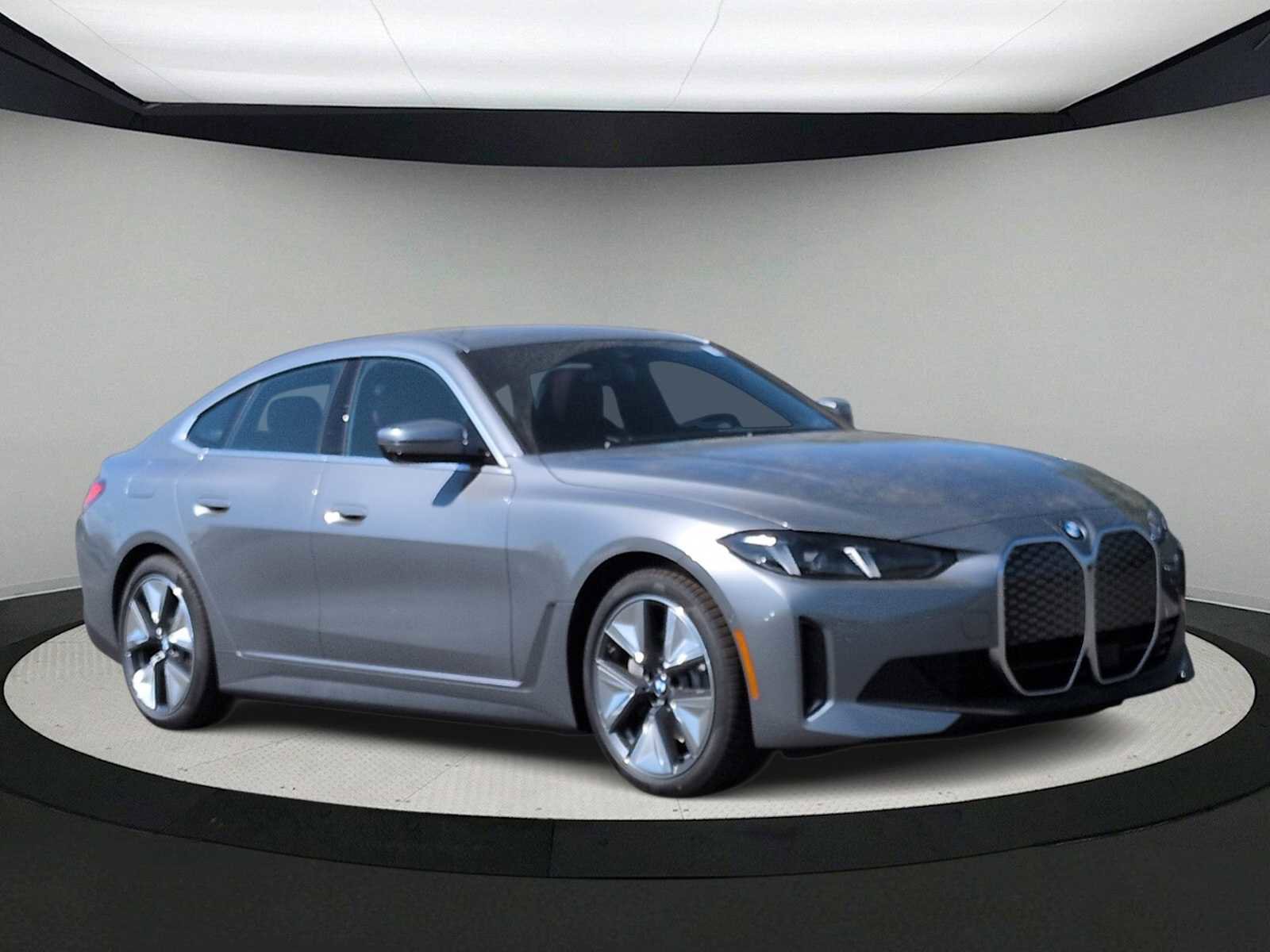 New 2026 BMW i4 xDrive40i image 2