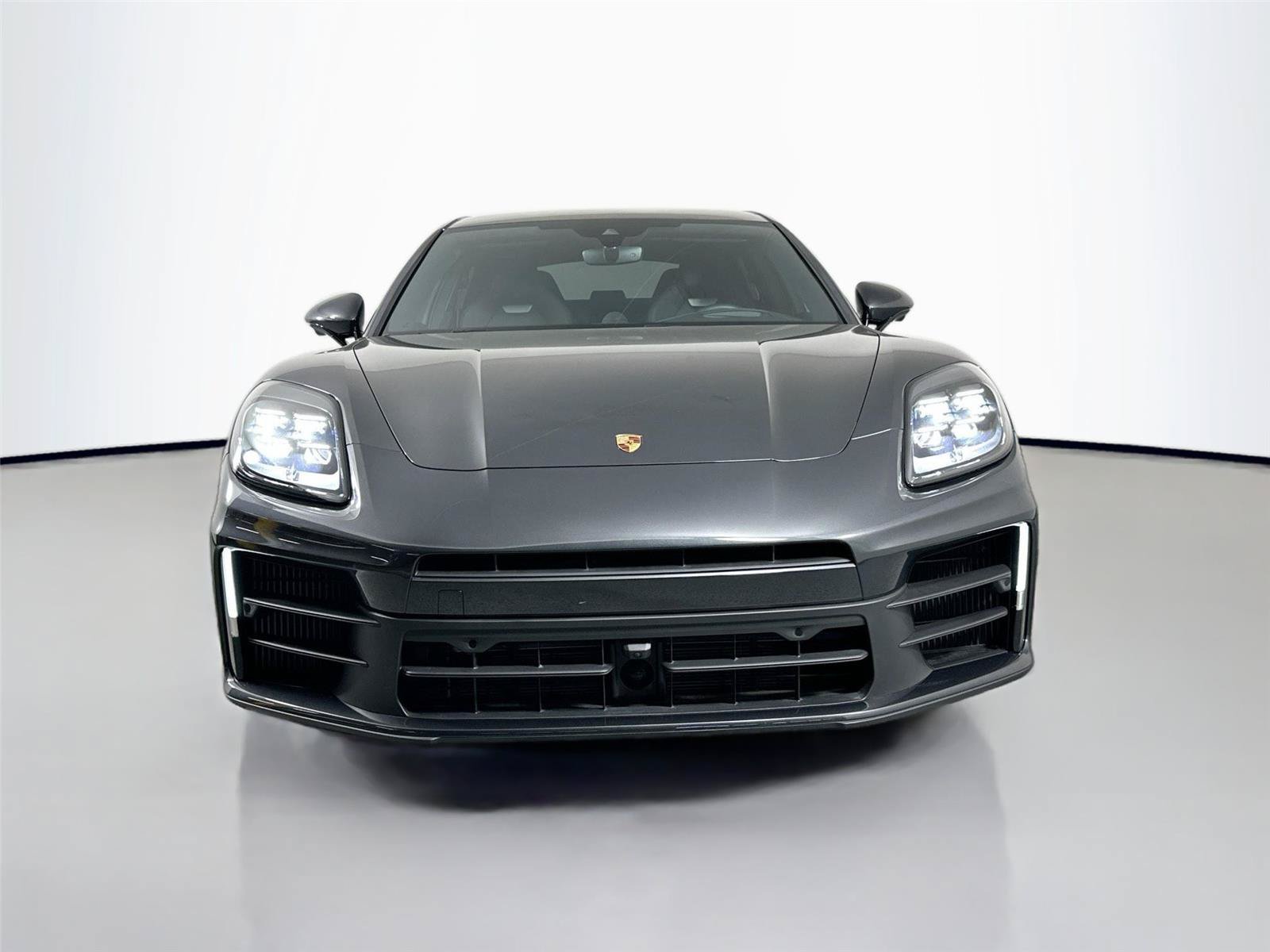Certified 2024 Porsche Panamera image 10