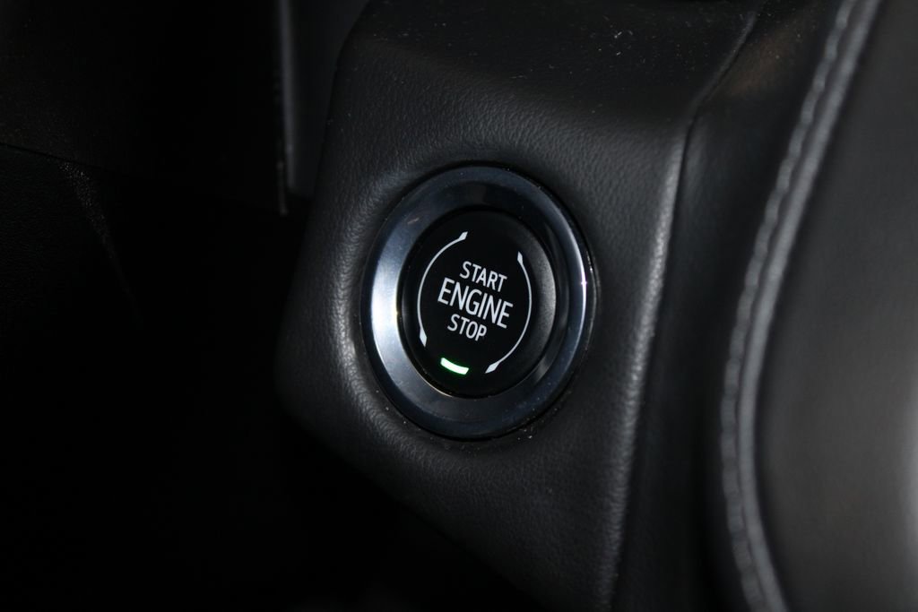 Used 2023 Chevrolet Suburban Z71 w/ Luxury Package image 30