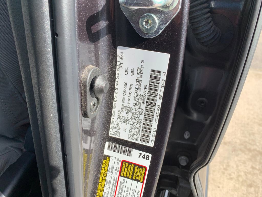 Used 2023 Toyota Tacoma SR image 35