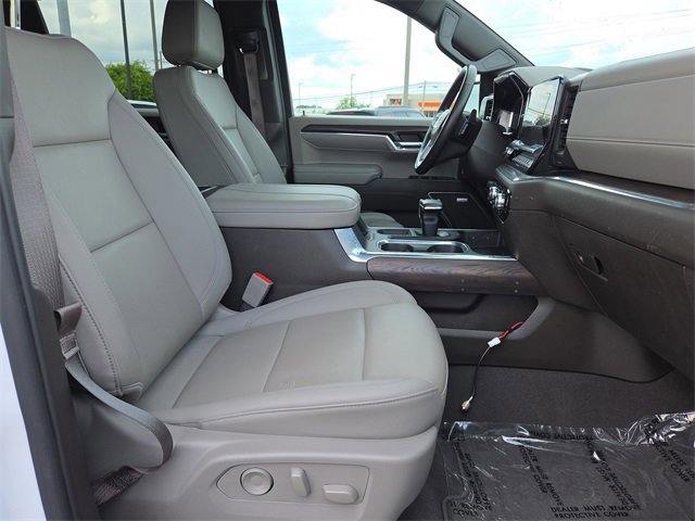 Used 2024 GMC Sierra 1500 SLT w/ SLT Premium Plus Package image 16