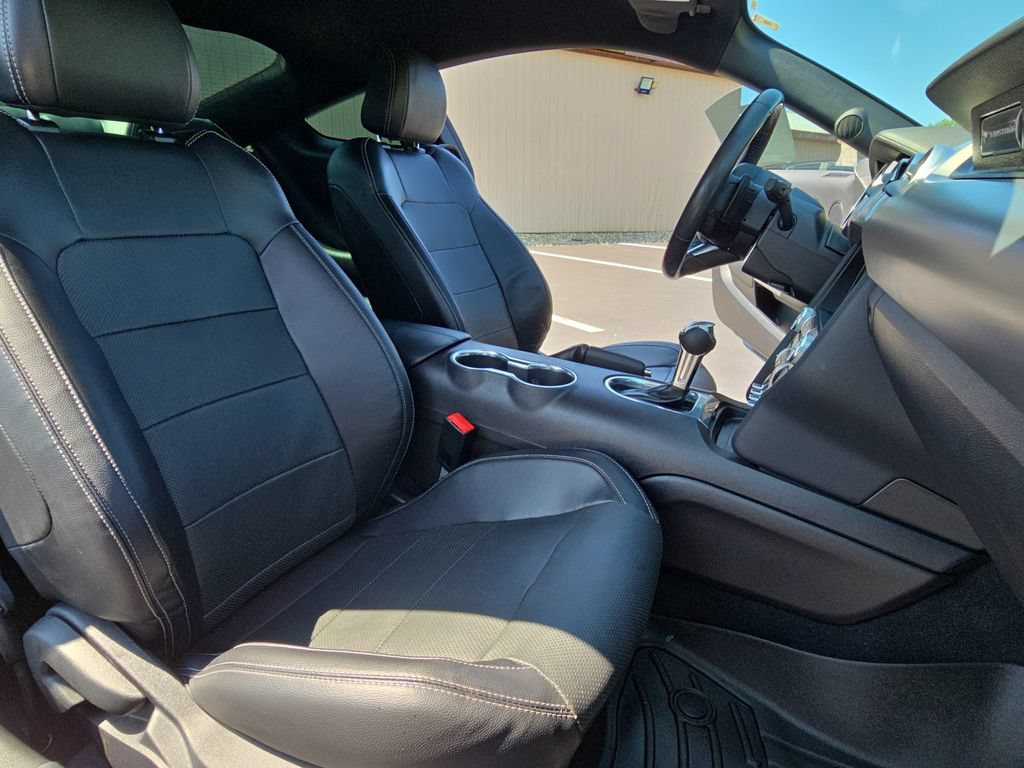 Used 2019 Ford Mustang Premium w/ Ford Safe & Smart Package RWD image 13