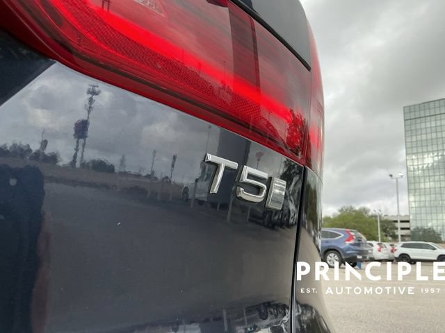 Used 2019 Volvo V90 T5 Inscription w/ Protection Package Premier FWD image 13