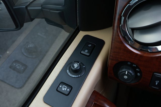 Used 2013 Ford F250 King Ranch image 19