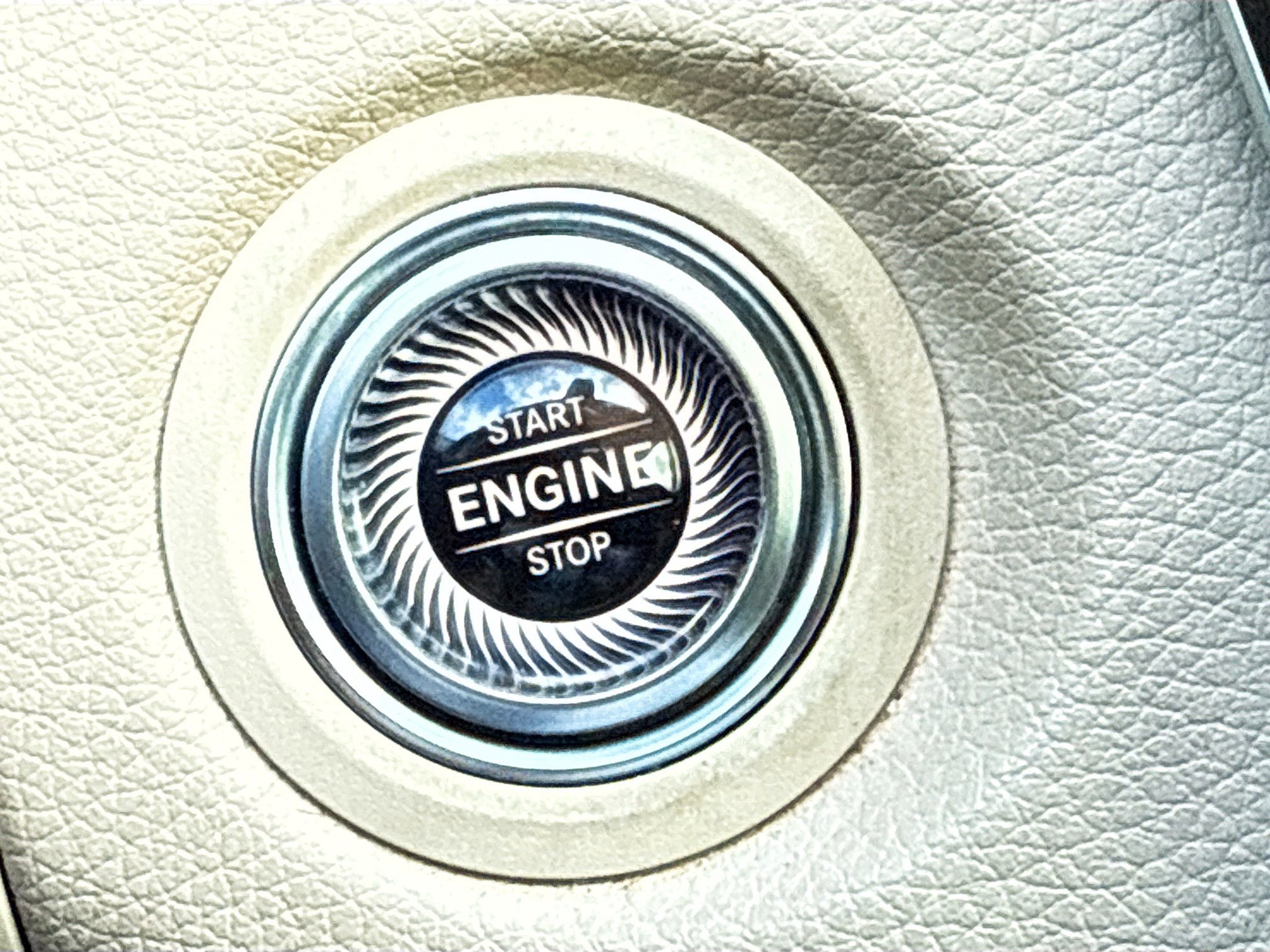 Used 2019 Mercedes-Benz C 300 Sedan image 35