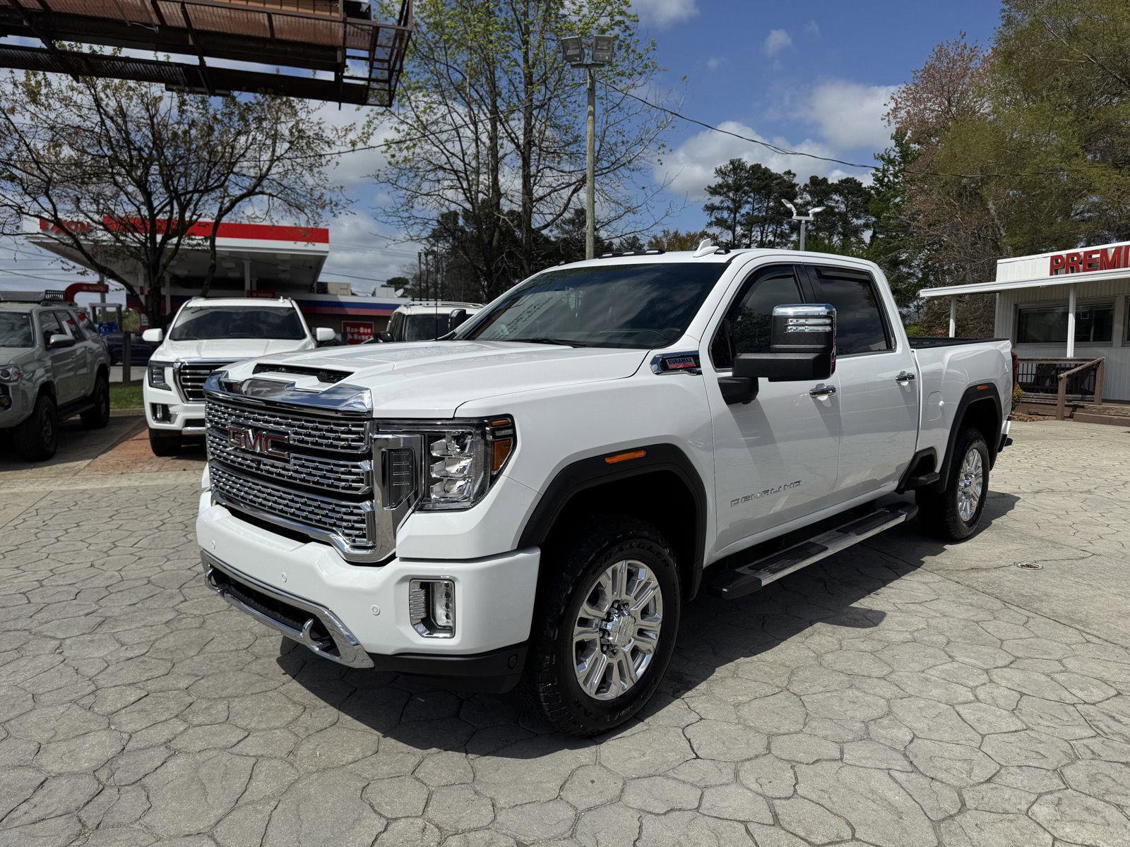 Used 2020 GMC Sierra 2500 Denali w/ Denali Ultimate Package image 11