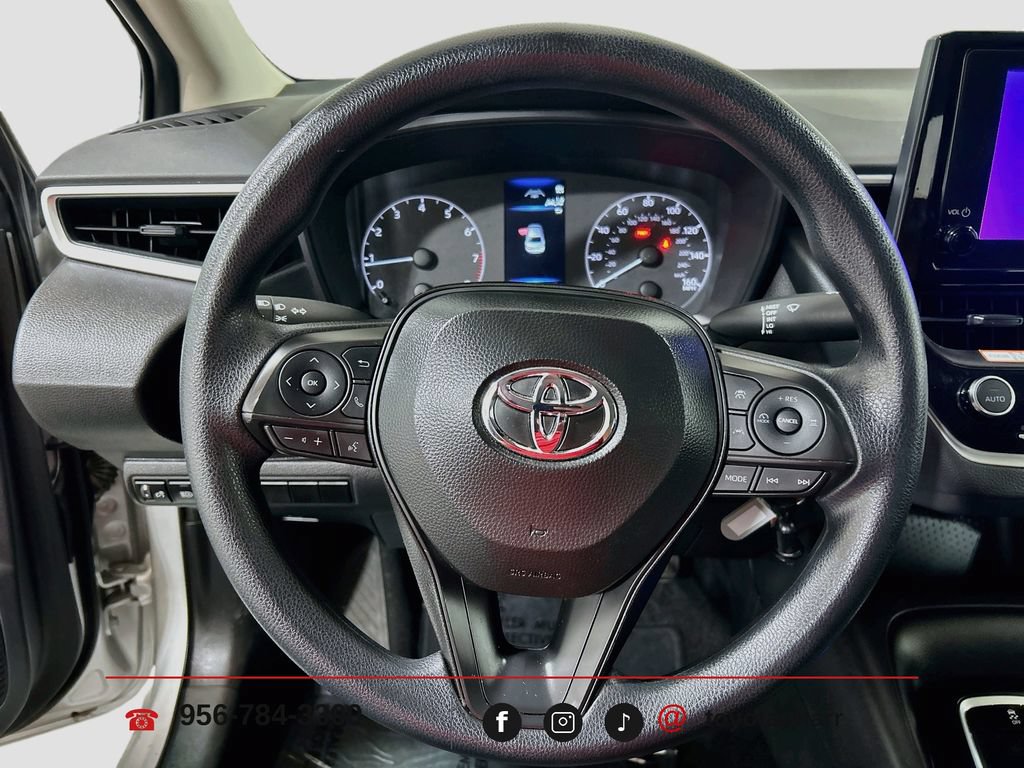 Used 2025 Toyota Corolla LE FWD image 10