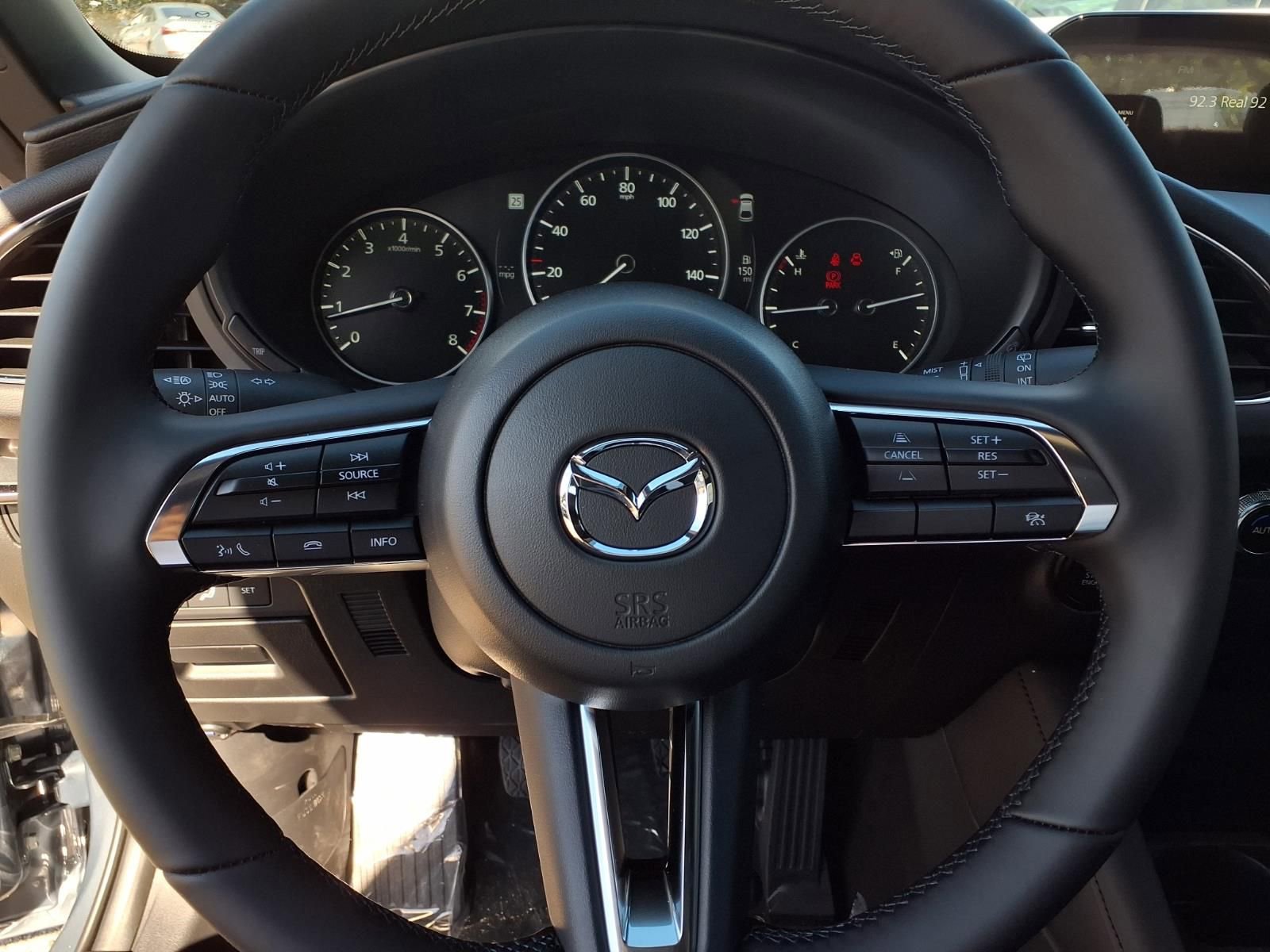 New 2026 MAZDA MAZDA3 2.5 S Hatchback w/ Premium Pkg FWD image 11