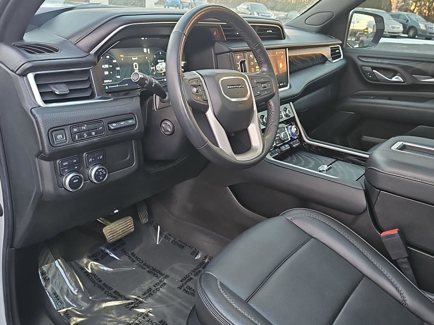 Used 2022 GMC Yukon Denali image 12