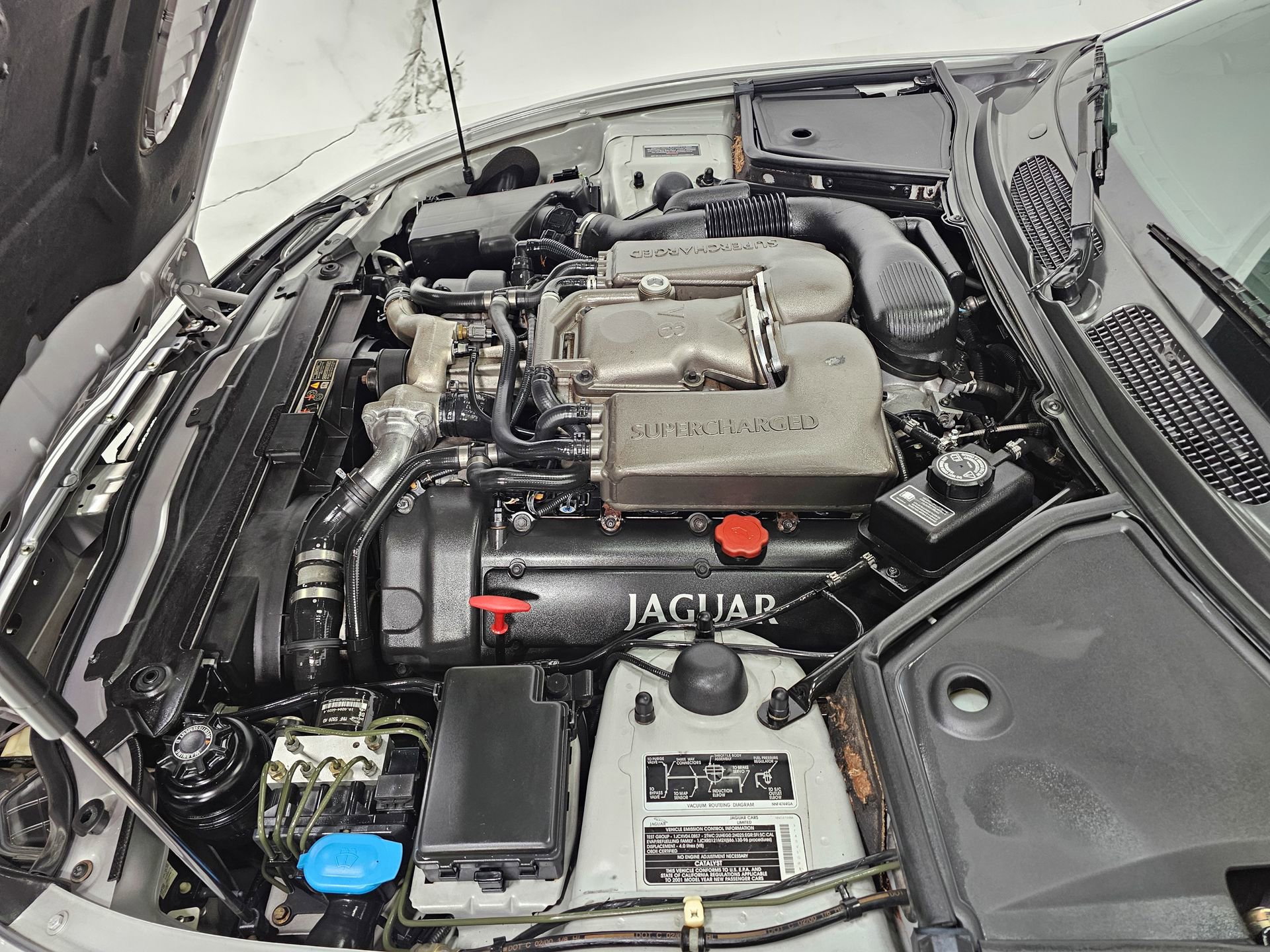 Used 2001 Jaguar XK8 Convertible RWD image 3