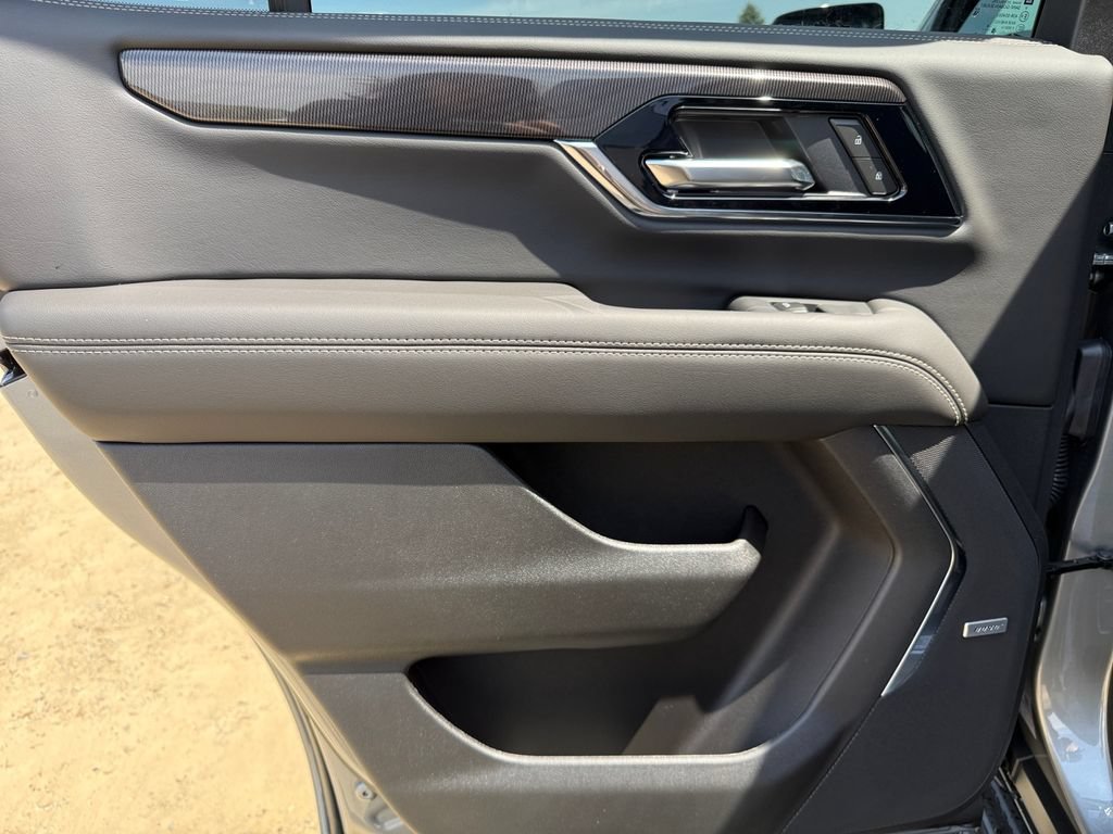 New 2026 GMC Yukon Elevation w/ LPO, Floor Liner Package AWD/4WD image 36