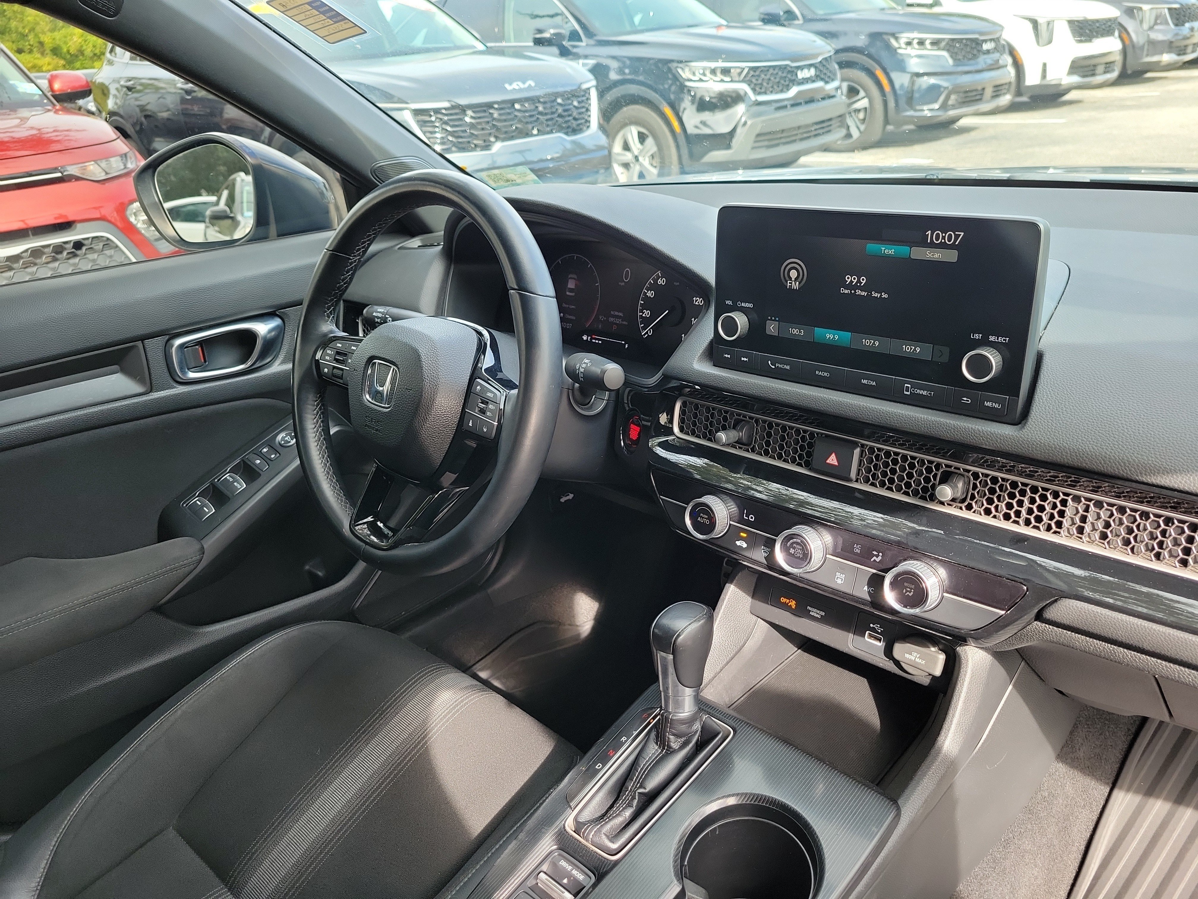 Used 2022 Honda Civic Sport image 8